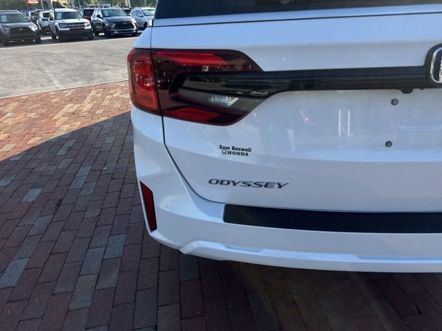 Certified 2025 Honda Odyssey EX-L image 8