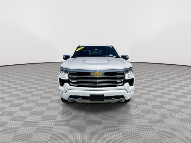 Certified 2024 Chevrolet Silverado 1500 High Country image 3