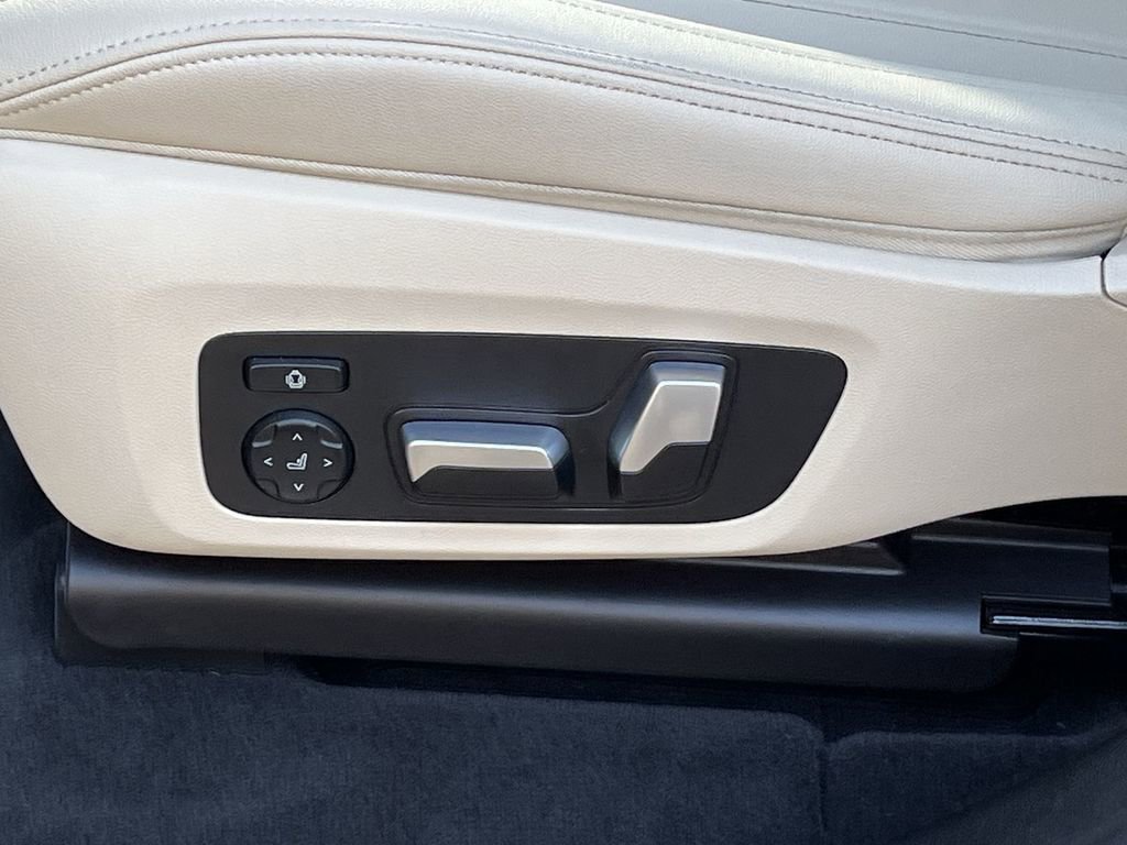 Used 2021 BMW X3 xDrive30i w/ Convenience Package image 12