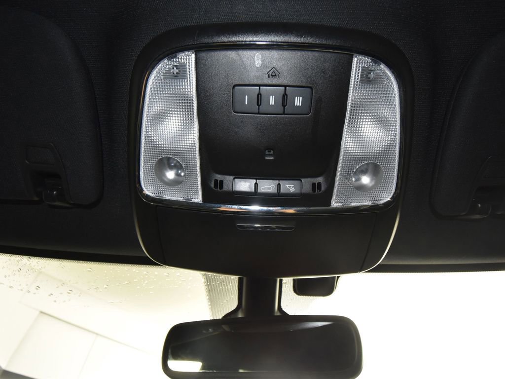 Used 2022 Jeep Grand Cherokee Laredo X image 24