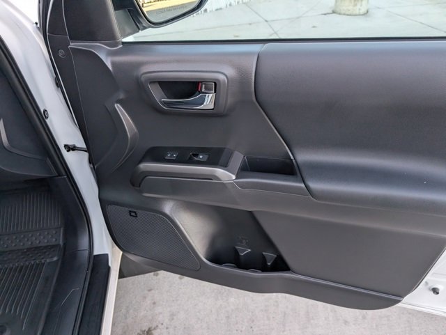 Used 2023 Toyota Tacoma TRD Off-Road image 31