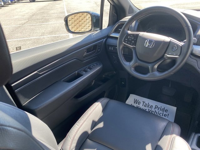 Certified 2024 Honda Odyssey Sport image 33