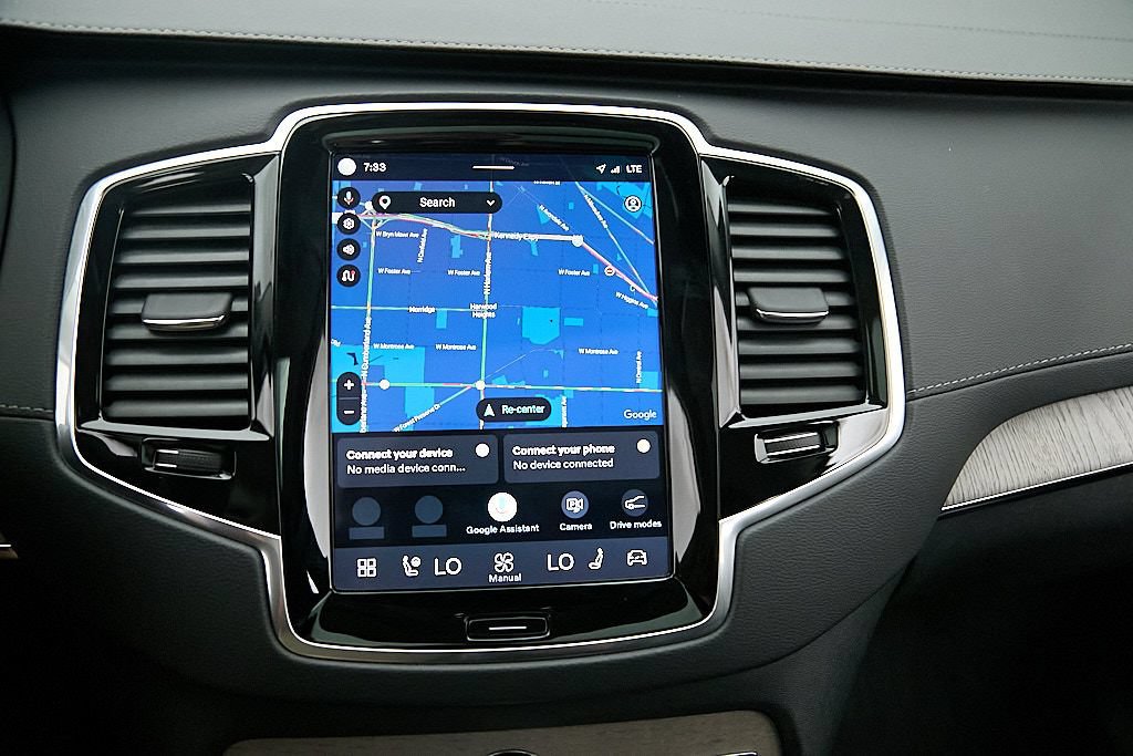 Certified 2025 Volvo XC90 B6 Ultra w/ Protection Package Premier AWD/4WD image 33