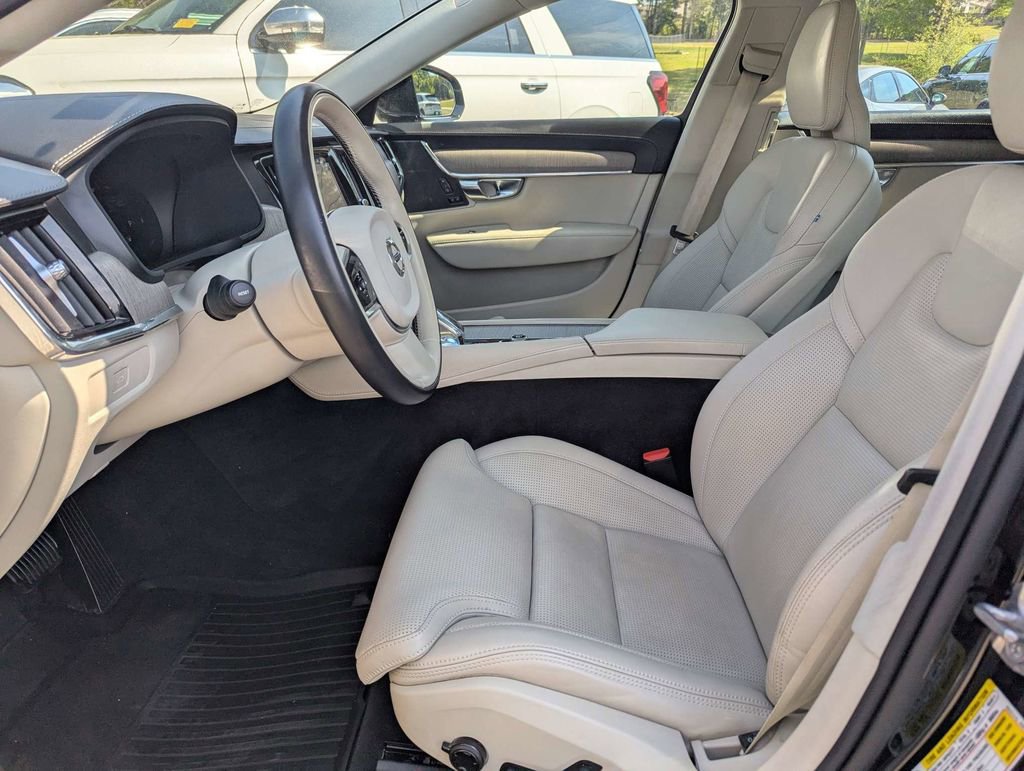 Used 2024 Volvo S90 B6 Ultimate w/ Protection Package Premier AWD/4WD image 18