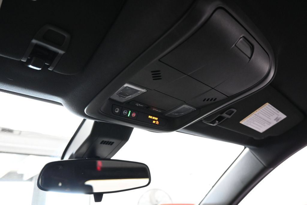 Used 2024 Chevrolet Equinox RS w/ RS Leather Package FWD image 27
