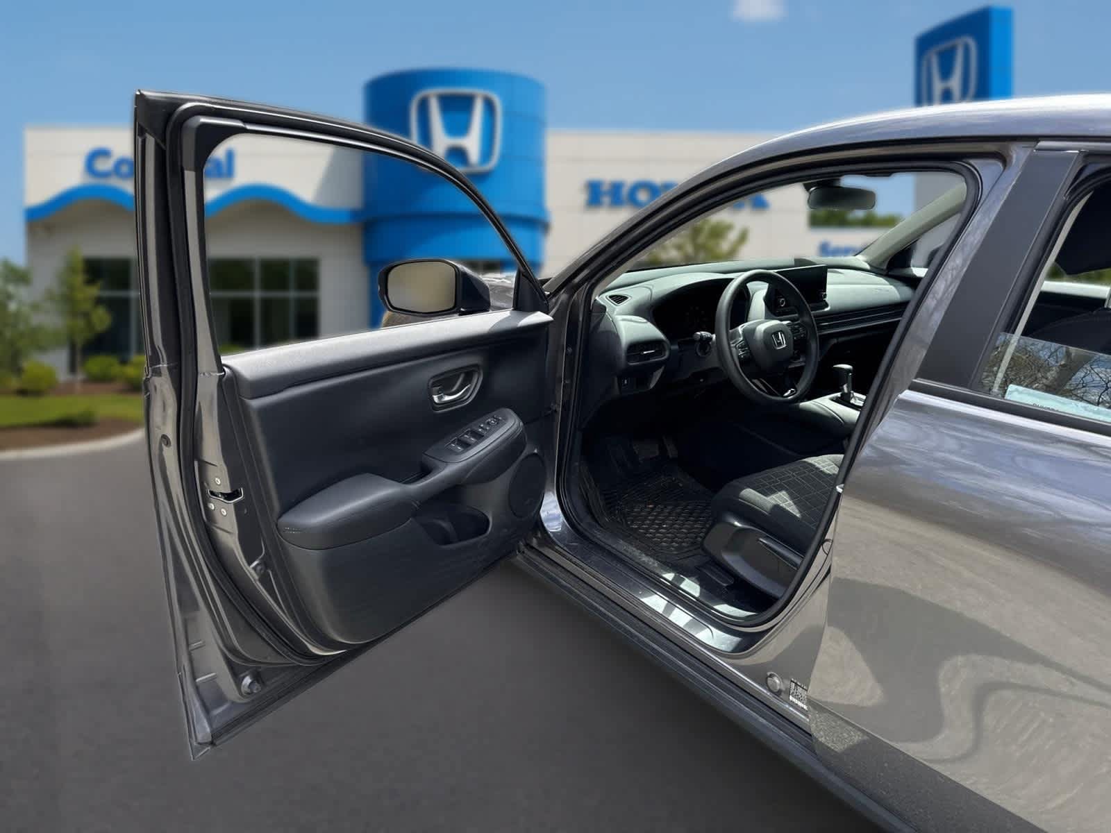 Used 2024 Honda HR-V LX image 12