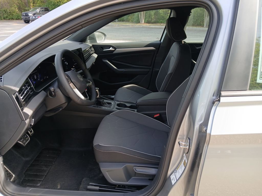 New 2026 Volkswagen Jetta Sport image 9