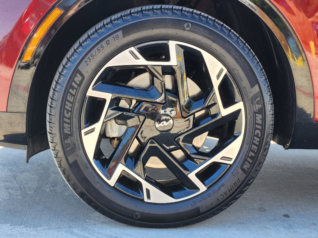 Certified 2024 Kia Sportage SX image 9