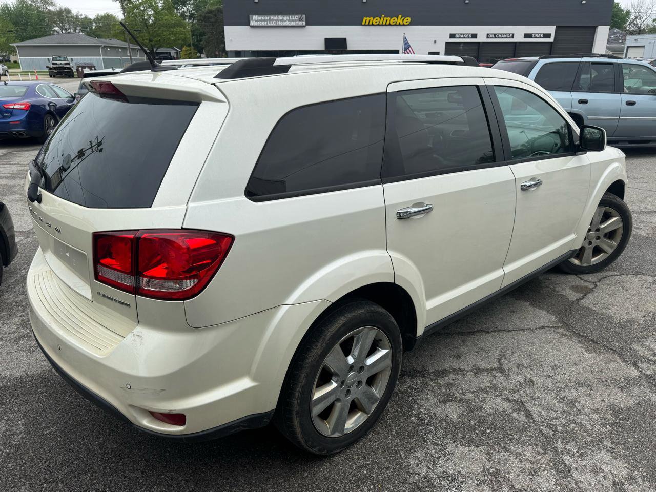 Used 2014 Dodge Journey Limited w/ Flexible Seating Group FWD image 6