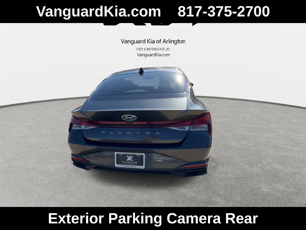 Used 2023 Hyundai Elantra SEL FWD image 8