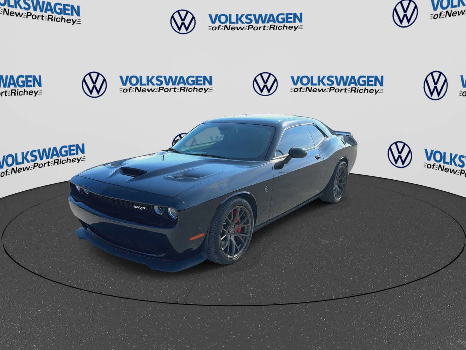 Used 2016 Dodge Challenger SRT Hellcat RWD image 6