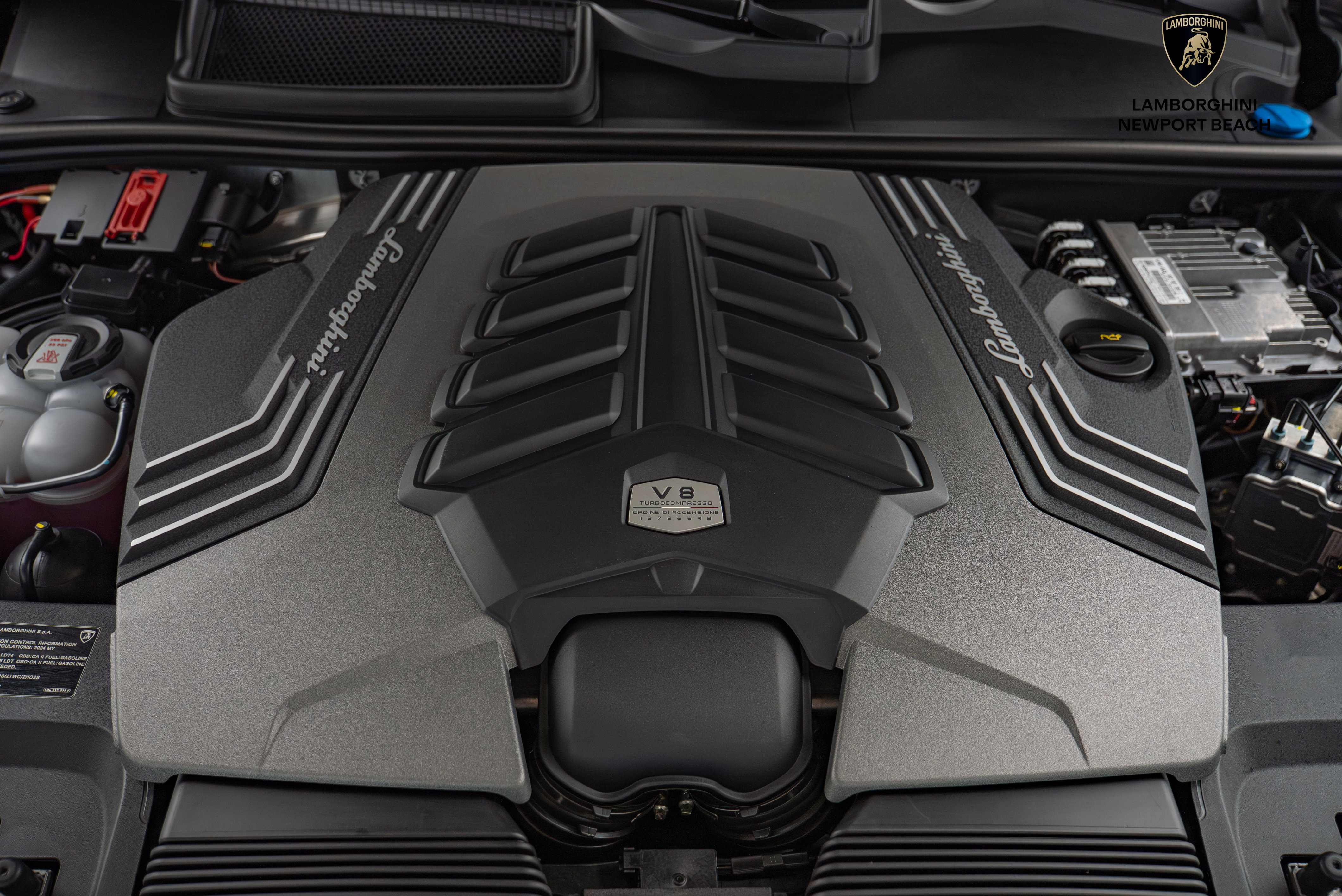 Used 2024 Lamborghini Urus S image 12