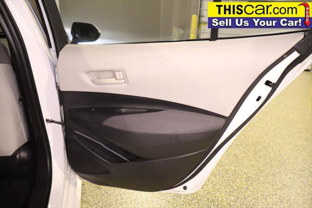 Used 2022 Toyota Corolla LE FWD image 32