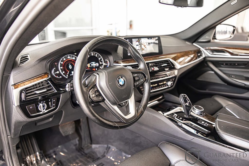 Used 2017 BMW 540i xDrive AWD/4WD image 20
