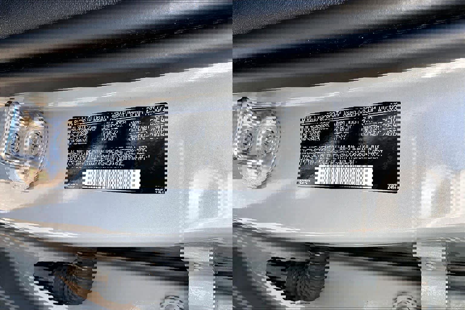 Certified 2024 Volvo XC40 B5 Plus w/ Protection Package Premier image 31