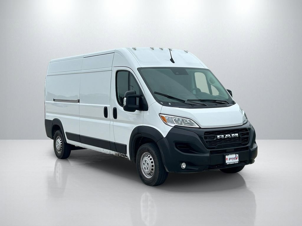 Used 2026 RAM ProMaster 2500 w/ Convenience Group FWD image 3