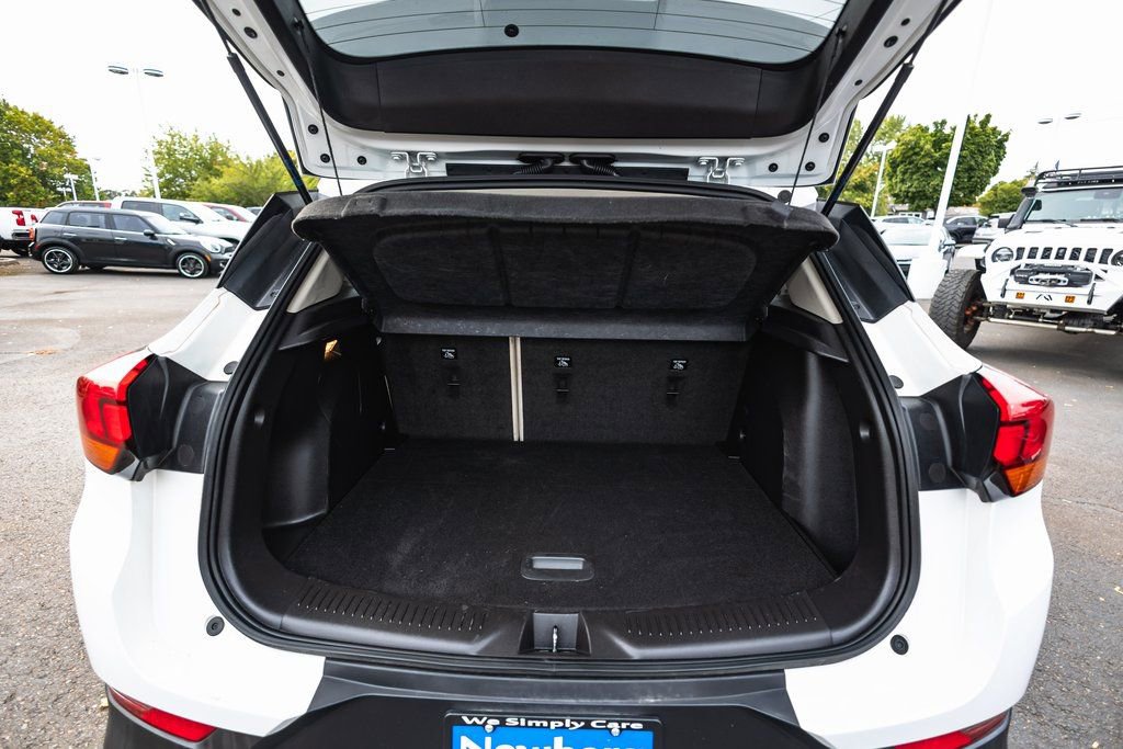 Used 2023 Buick Encore GX Preferred w/ Cold Weather Comfort Package image 23