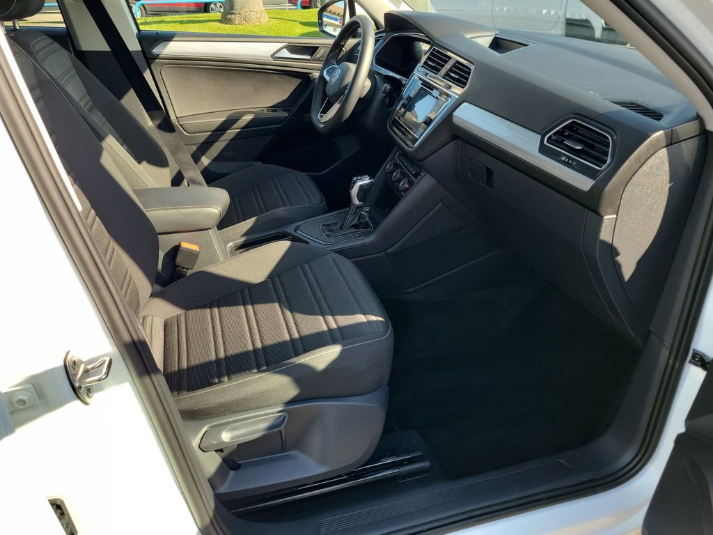 Used 2024 Volkswagen Tiguan S FWD image 15