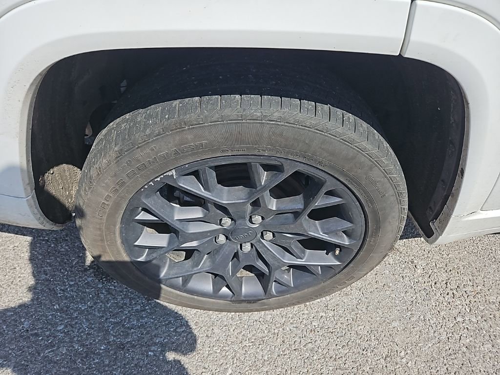 Used 2023 Jeep Grand Cherokee L Summit w/ Advanced Protech Group IV image 11