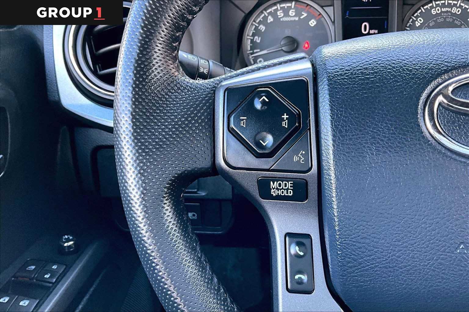 Certified 2018 Toyota Tacoma TRD Off-Road w/ Technology Package image 24