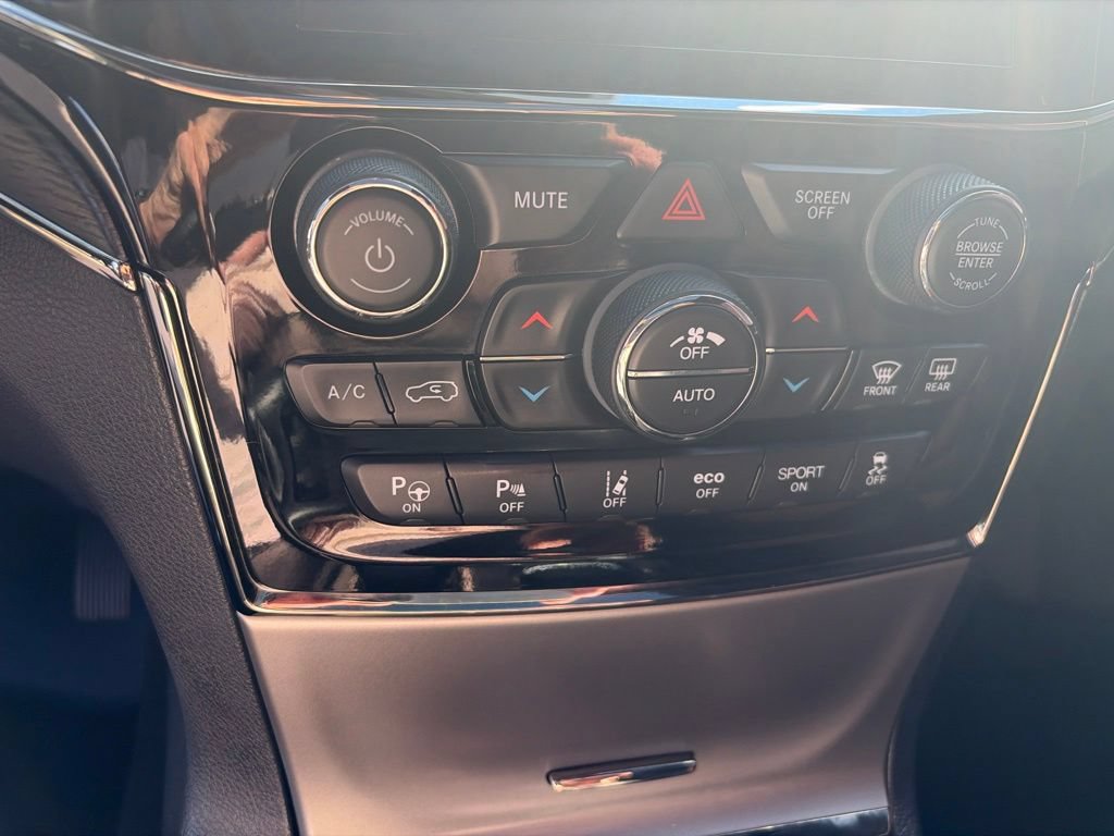 Certified 2020 Jeep Grand Cherokee High Altitude AWD/4WD image 33