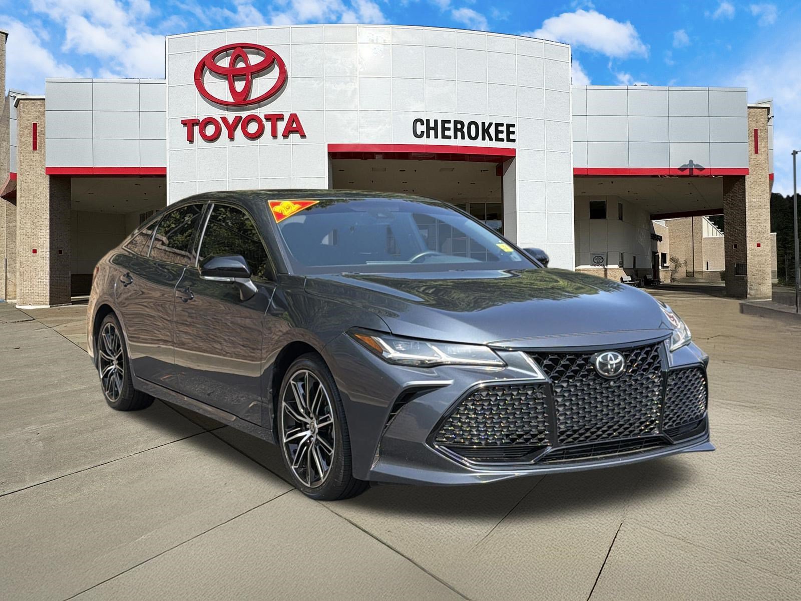 Used 2022 Toyota Avalon Touring w/ Advanced Safety Package FWD image 3