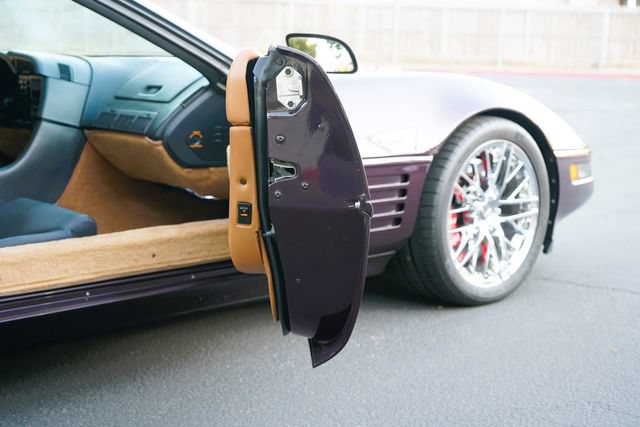 Used 1992 Chevrolet Corvette ZR-1 RWD image 72