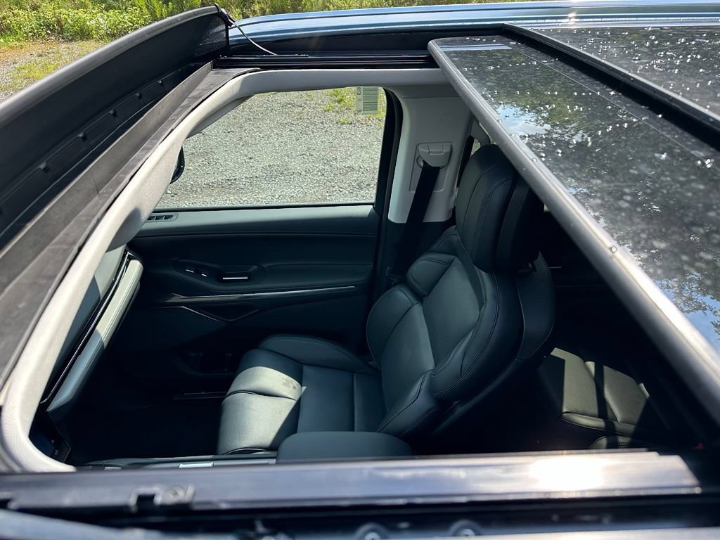 New 2027 Lincoln Navigator Reserve AWD/4WD image 6
