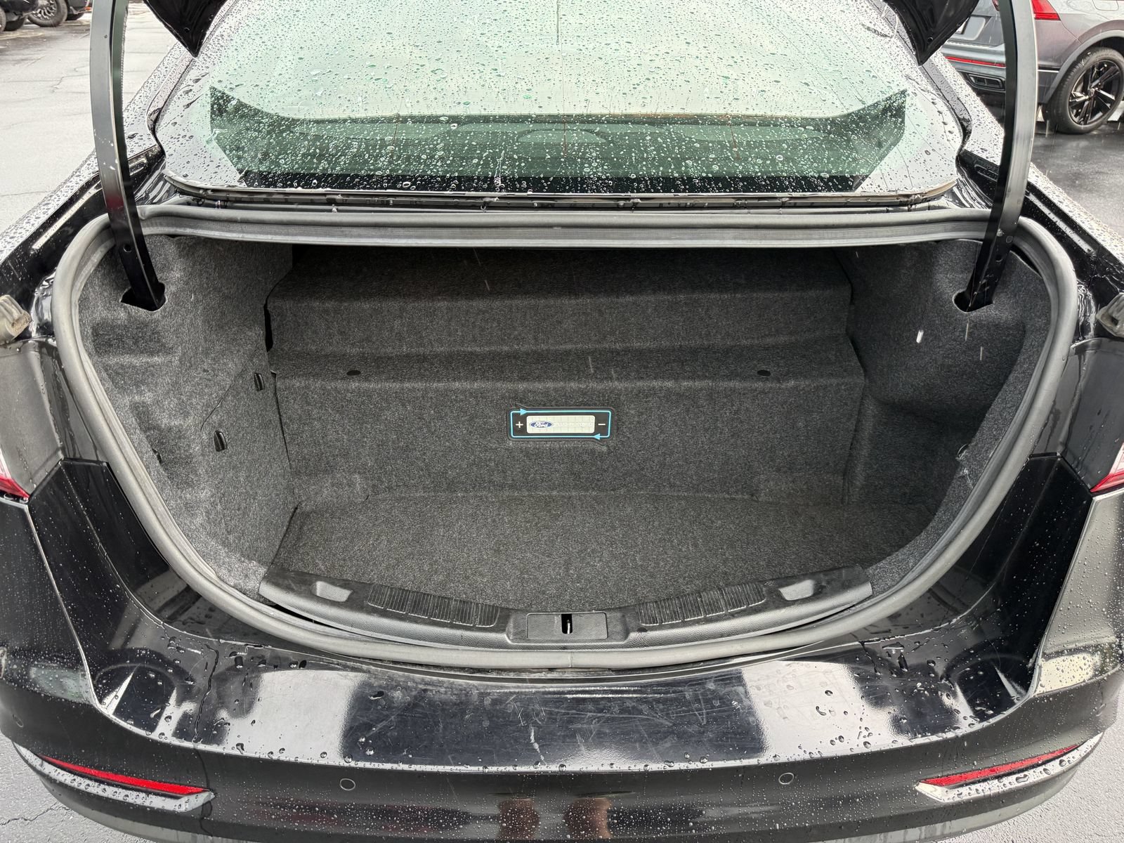 Used 2020 Ford Fusion Energi Titanium FWD image 13