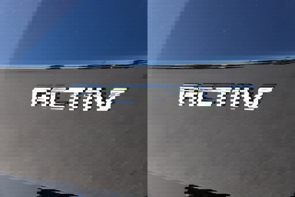 Used 2022 Chevrolet TrailBlazer ACTIV w/ Technology Package image 11