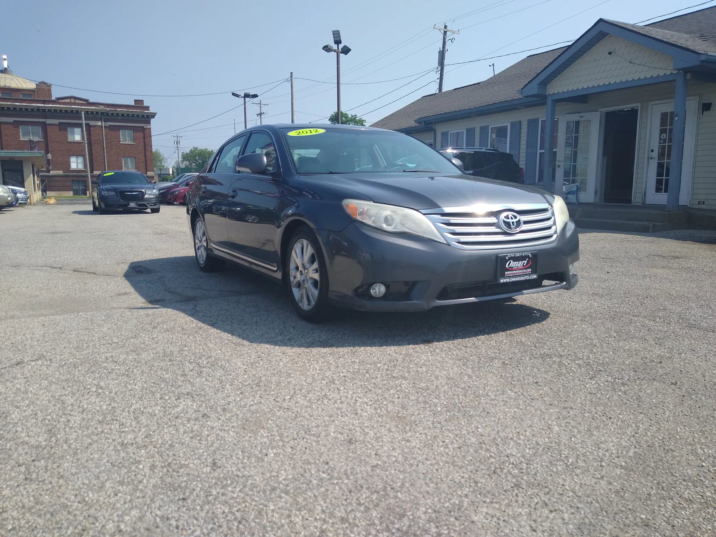 Used 2012 Toyota Avalon image 3