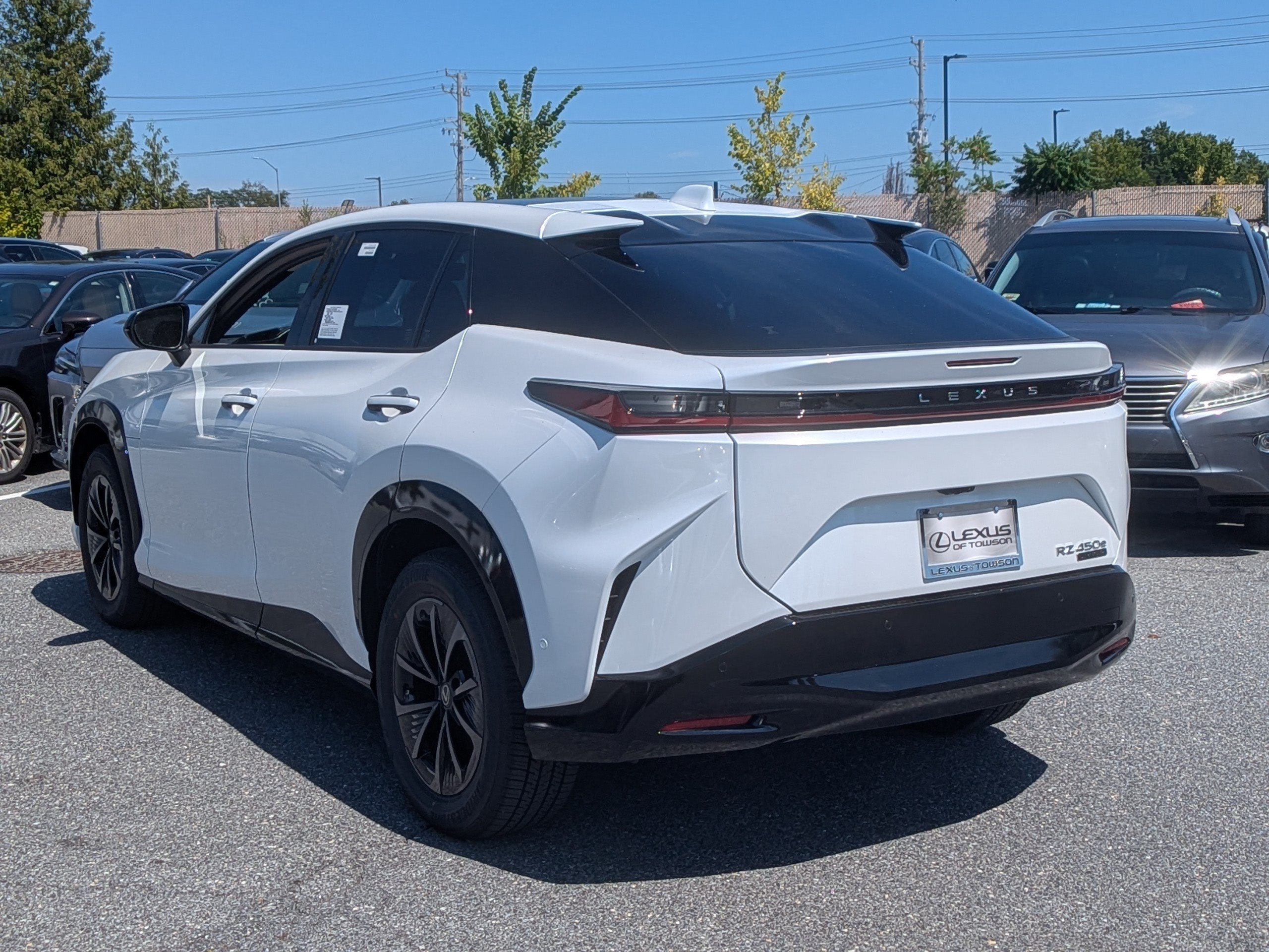 New 2026 Lexus RZ 450e AWD w/ Technology Package image 4