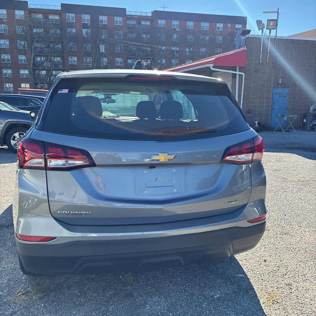 Used 2023 Chevrolet Equinox LS image 7