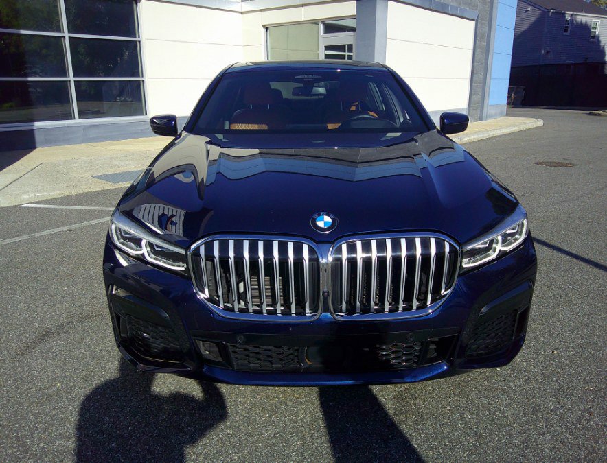 Used 2021 BMW 750i xDrive w/ Luxury Rear Seating Package AWD/4WD image 22