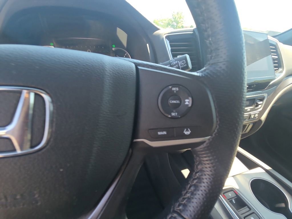 Certified 2024 Honda Passport EX-L image 19
