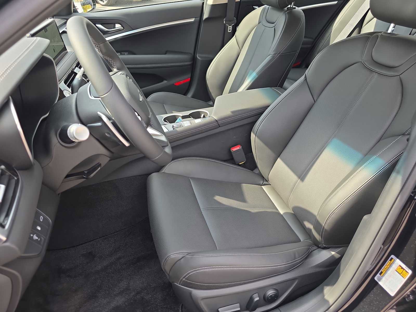 New 2026 Genesis G70 2.5T image 9