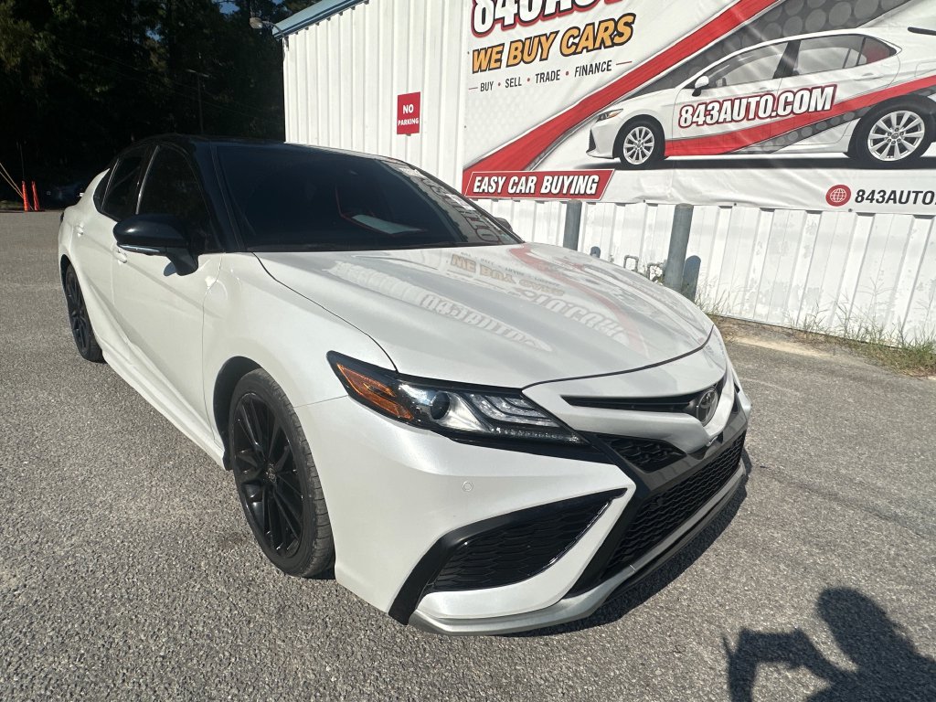 Used 2024 Toyota Camry XSE w/ Navigation Package FWD image 1