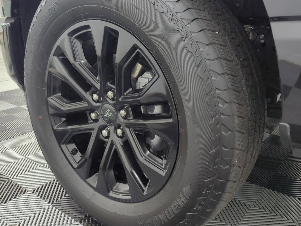 Used 2026 Ford F150 Lariat AWD/4WD image 41