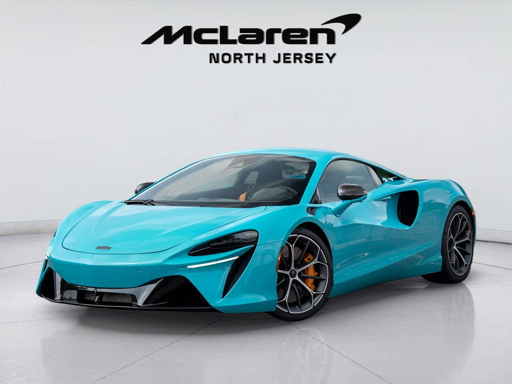 New 2025 McLaren Artura RWD image 1