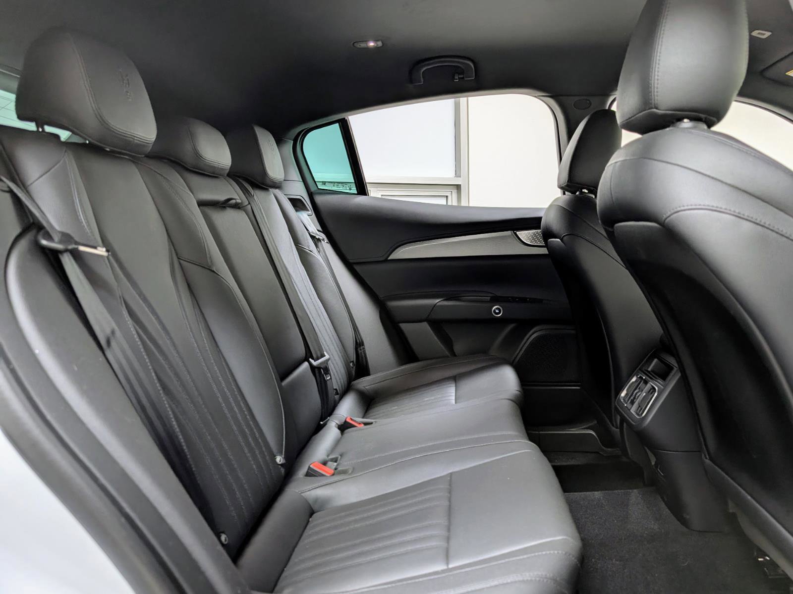 Used 2023 Maserati Grecale GT image 23