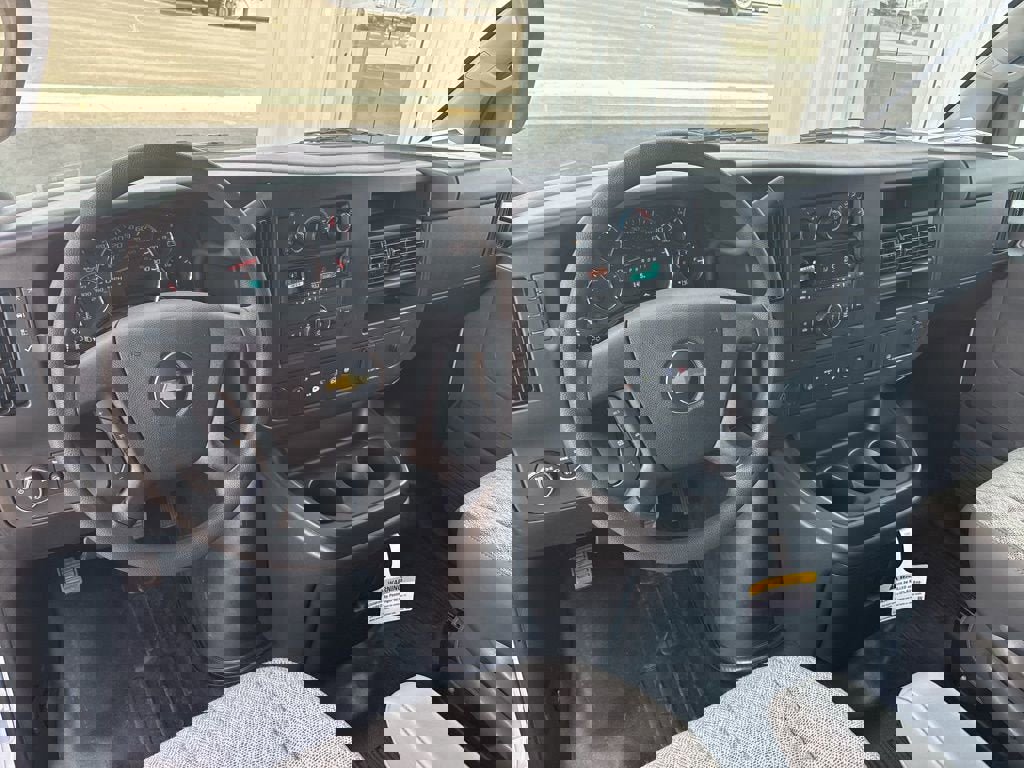 New 2025 Chevrolet Express 2500 w/ Driver Convenience Package image 18