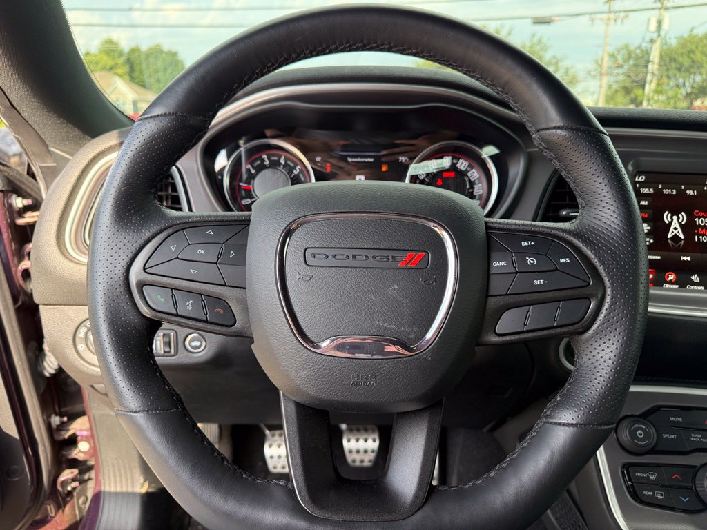 Used 2022 Dodge Challenger R/T w/ Performance Handling Group RWD image 15