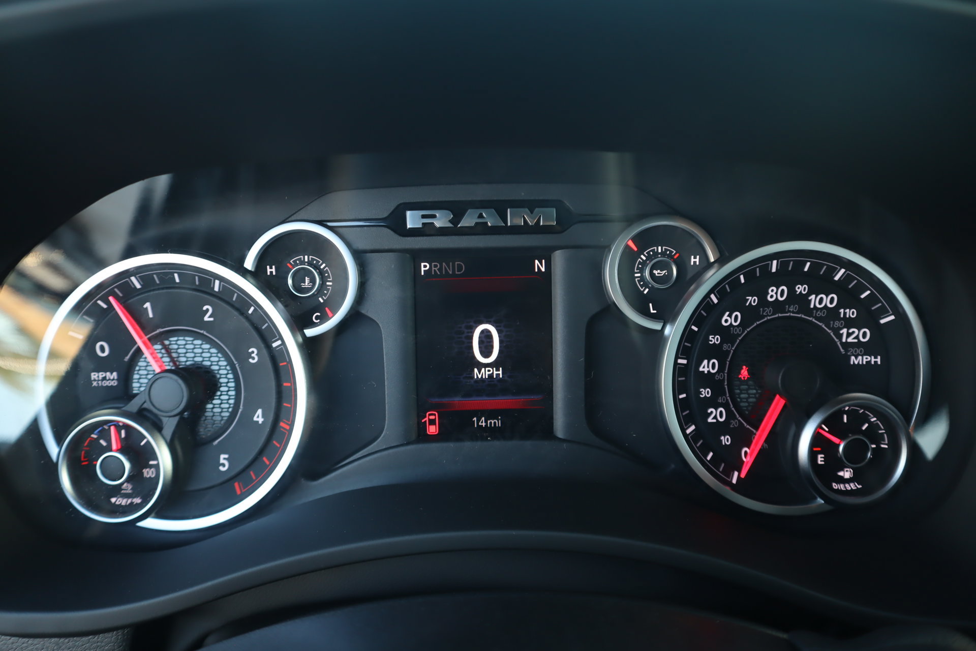 New 2027 RAM 3500 Big Horn AWD/4WD image 4