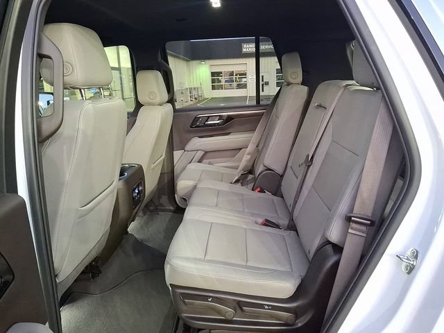 Used 2025 Chevrolet Tahoe LT RWD image 8