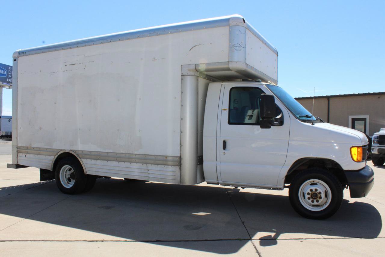 Used 2007 Ford E-450 and Econoline 450 RWD image 59