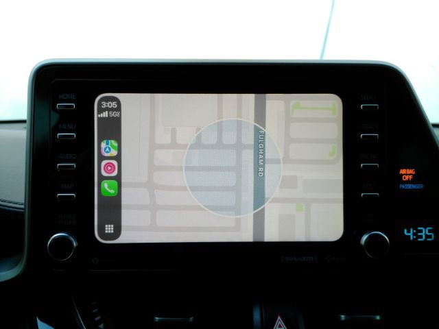 Used 2019 Toyota C-HR Limited image 10