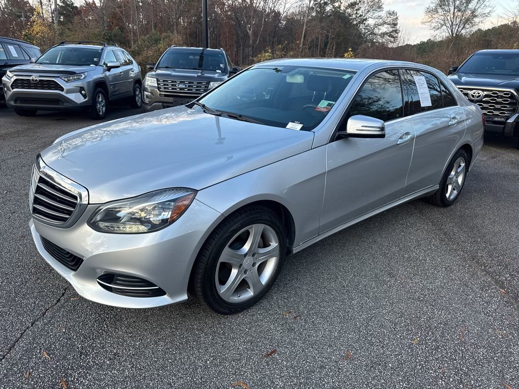 Used 2014 Mercedes-Benz E 350 Sedan image 3