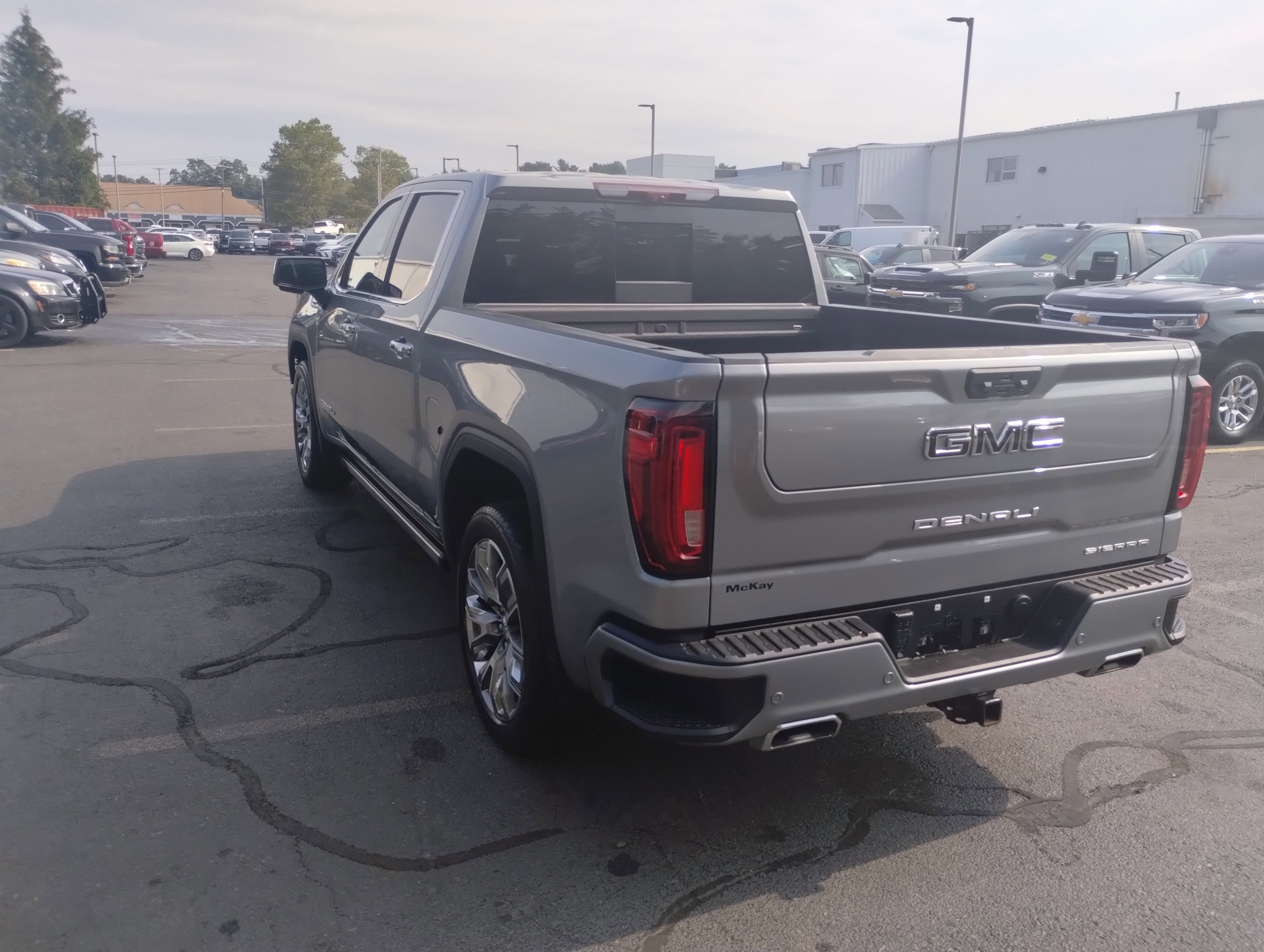 Used 2024 GMC Sierra 1500 Denali w/ Denali Reserve Package image 5