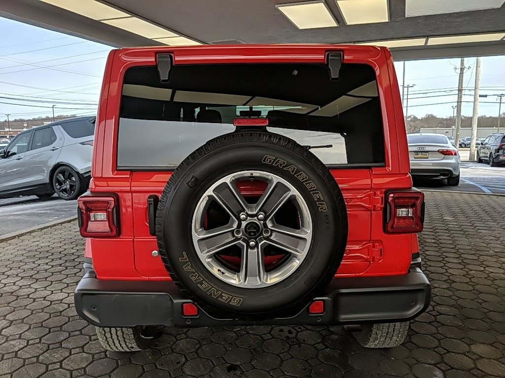 Used 2018 Jeep Wrangler Unlimited Sahara image 6