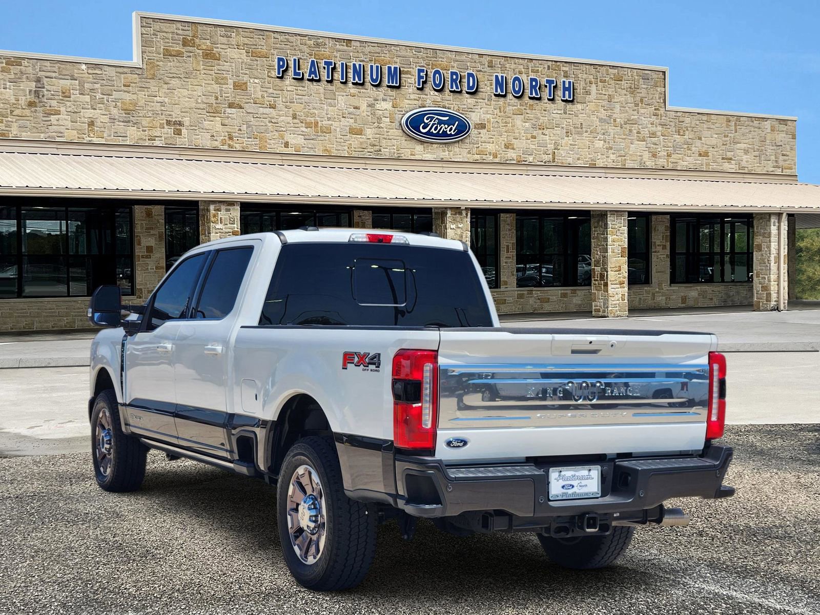 Used 2024 Ford F250 King Ranch w/ FX4 Off-Road Package AWD/4WD image 4